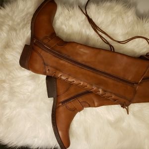 EuroSoft Selden Camel knee High lace boots sz 8.5